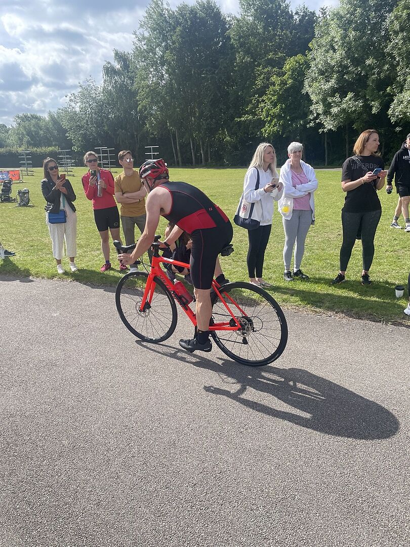 Men Activate Short Sleeves Full Zip Trisuit - Image 3